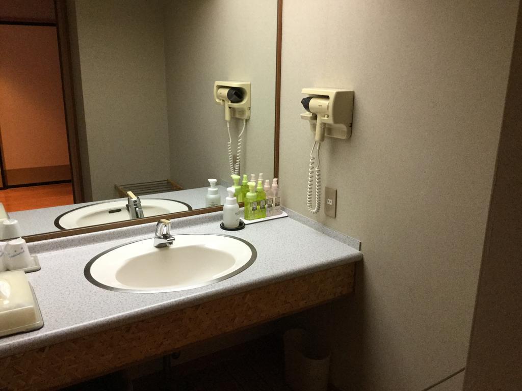 Suzukiya Ryokan Shiroishi  Kamer foto